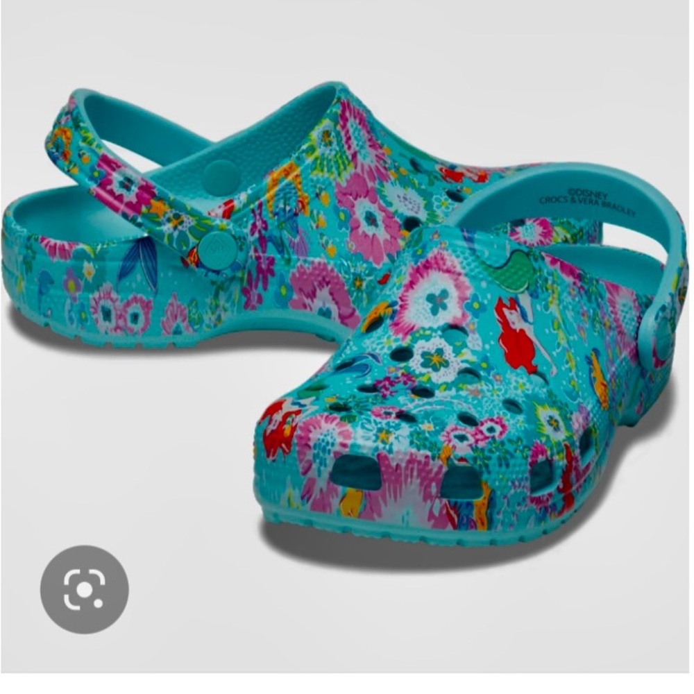 New limited edition Disney the little mermaid crocs j6/W7.5